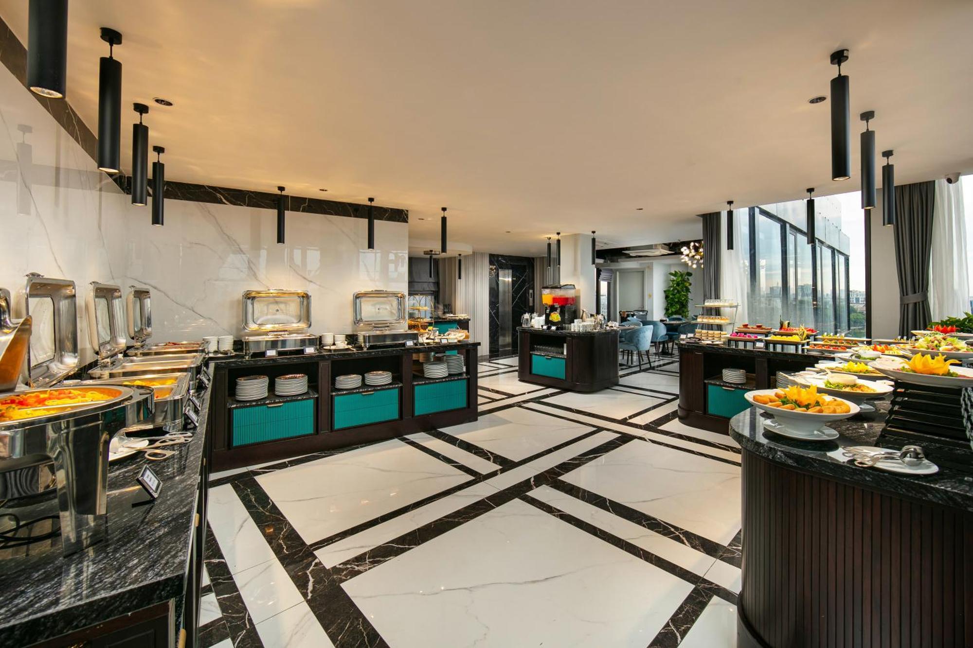 May De Ville Lakeside Hotel Hanoi Exterior photo The Club Lounge at the 36th floor